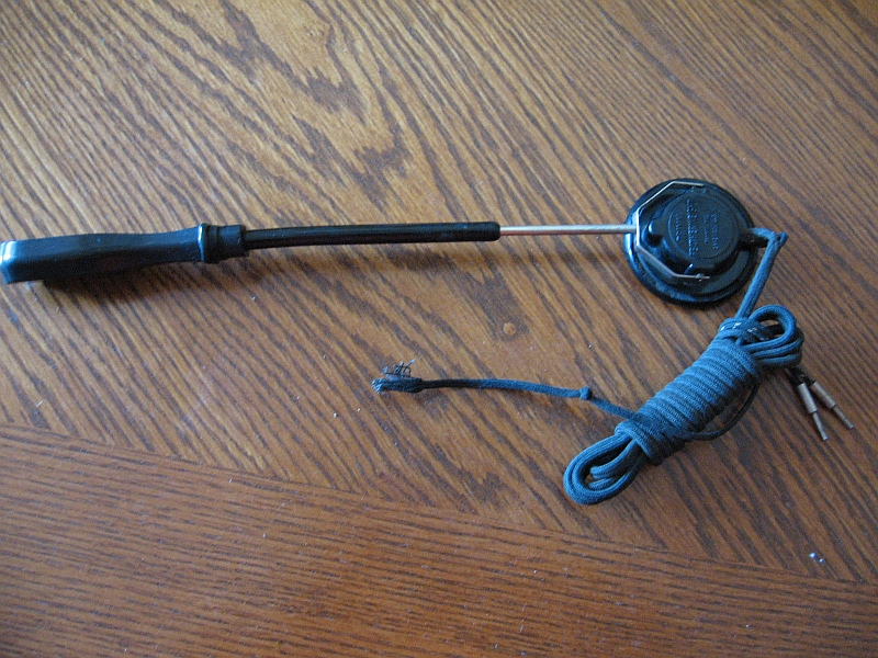 handheld earphone.JPG