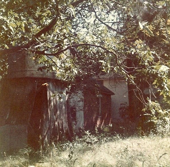 Pape Homestead(with water tower).jpg